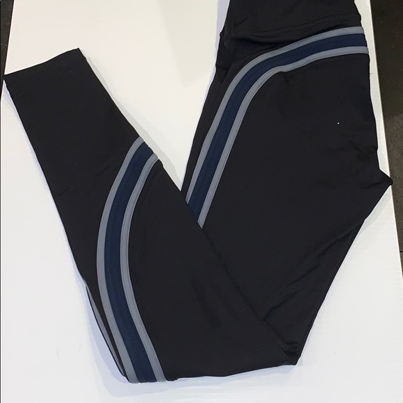 EUCWT Lululemon Run Crew tight 28 size 6 - Picture 3 of 8